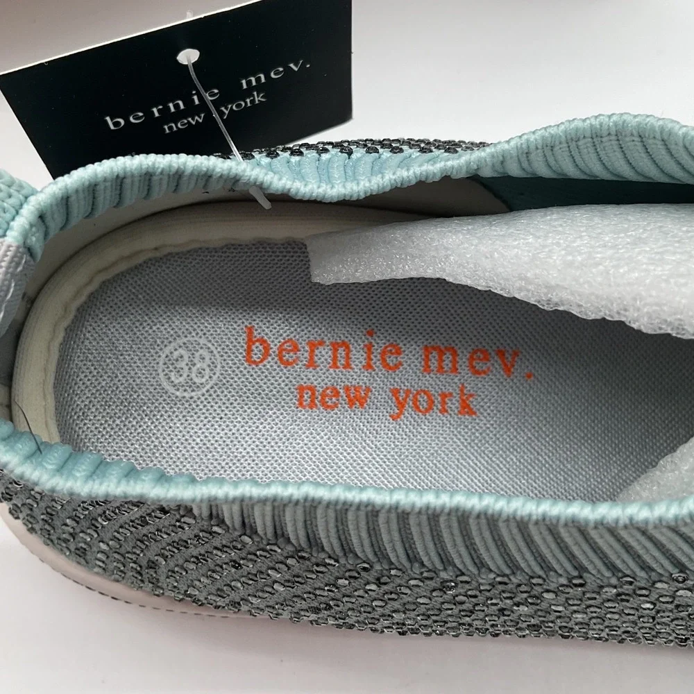 Bernie Mev New York Womens Mint Rhinestone Stretch Knit Slip On Sneakers Size 38